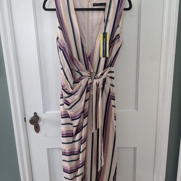 Karen Millen Striped Wrap Dress - Picture 7 of 8